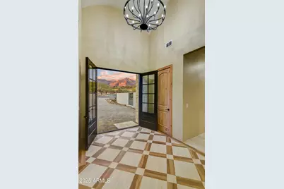 9431 E Superstition Mountain Drive, Gold Canyon, AZ 85118 - Photo 8