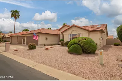 10621 E Hercules Drive, Sun Lakes, AZ 85248 - Photo 2