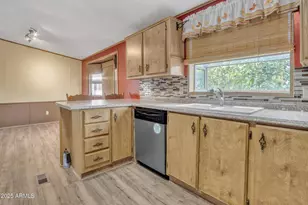 120 W Oneil, Casa Grande, AZ 85122 - Photo 14