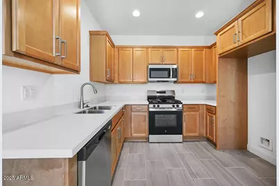 17153 W Sweet Iron Pass, Surprise, AZ 85387 - Photo 8