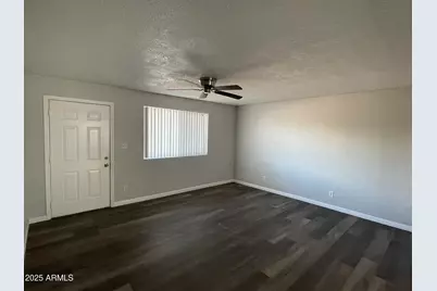 2301 N 28th Street #5, Phoenix, AZ 85008 - Photo 2