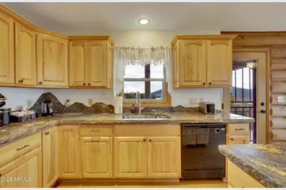 786 E Broncos Trail, Williams, AZ 86046 - Photo 18