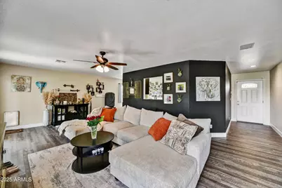 18601 N 45th Drive, Glendale, AZ 85308 - Photo 6