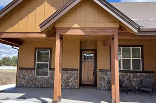 827 S Torrey Pines Dr, Williams, AZ 86046 - Photo 2