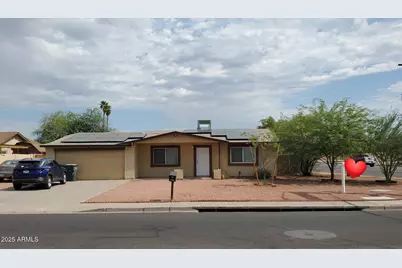 6704 W Encanto Boulevard, Phoenix, AZ 85035 - Photo 1