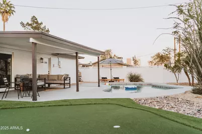 8737 E Rose Lane, Scottsdale, AZ 85250 - Photo 1