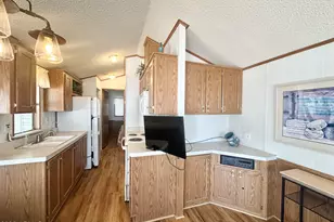 457 S Jaspar Dr, Apache Junction, AZ 85119 - Photo 14