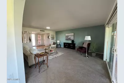 18211 N Conestoga Drive, Sun City, AZ 85373 - Photo 10