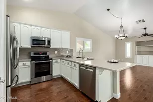 23063 W Loma Linda Blvd, Buckeye, AZ 85326 - Photo 12