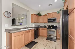 2179 W Scully Dr, Phoenix, AZ 85023 - Photo 14