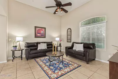 2179 W Scully Drive, Phoenix, AZ 85023 - Photo 6