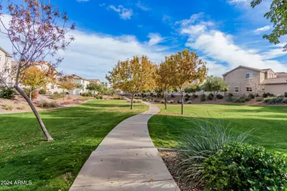 2179 W Scully Drive, Phoenix, AZ 85023 - Photo 30