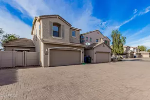 2179 W Scully Dr, Phoenix, AZ 85023 - Photo 28