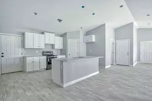 2825 E Pueblo Ave, Phoenix, AZ 85040 - Photo 4