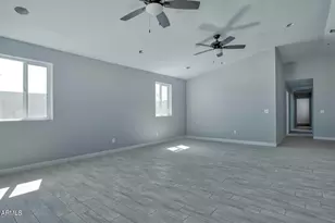 2825 E Pueblo Ave, Phoenix, AZ 85040 - Photo 8