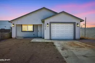 2825 E Pueblo Ave, Phoenix, AZ 85040 - Photo 2