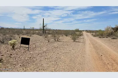 328Xx W Carefree Highway #-, Wickenburg, AZ 85390 - Photo 2