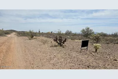 328Xx W Carefree Highway #-, Wickenburg, AZ 85390 - Photo 12