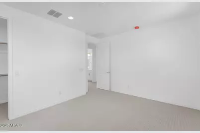 8825 W Vermont Avenue, Glendale, AZ 85305 - Photo 30