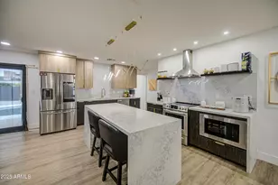 919 W Port Royale Ln, Phoenix, AZ 85023 - Photo 12