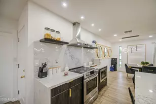 919 W Port Royale Ln, Phoenix, AZ 85023 - Photo 16