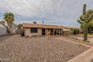 163 Peretz Cir, Morristown, AZ 85342 - Photo 6