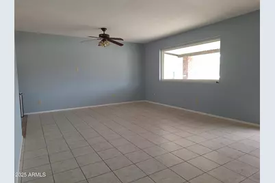 163 Peretz Circle, Morristown, AZ 85342 - Photo 4