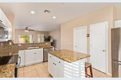 3544 E County Down Drive, Chandler, AZ 85249 - Photo 4