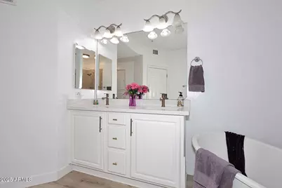 5350 E Deer Valley Drive #2435, Phoenix, AZ 85054 - Photo 24