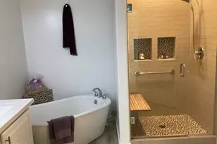 5350 E Deer Valley Dr, Phoenix, AZ 85054 - Photo 22