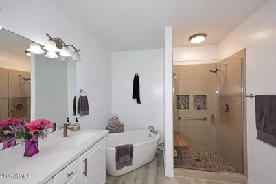 5350 E Deer Valley Drive #2435, Phoenix, AZ 85054 - Photo 20