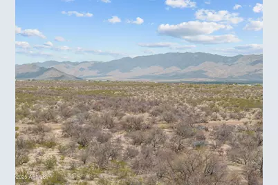 Xxx W Saguaro Hill B-4 Road #B-4, Congress, AZ 85332 - Photo 6