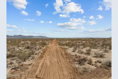 Xxx W Saguaro Hill B-1 Road #B1, Congress, AZ 85332 - Photo 12