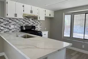 10955 N 79th Ave, Peoria, AZ 85345 - Photo 14