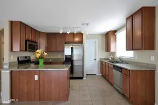 3652 N 292nd Dr, Buckeye, AZ 85396 - Photo 12