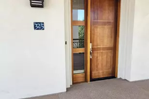 8 Biltmore Estate, Phoenix, AZ 85016 - Photo 2