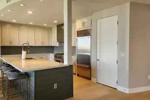 8 Biltmore Estate, Phoenix, AZ 85016 - Photo 4