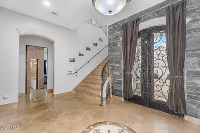 3675 N 59th Place, Phoenix, AZ 85018 - Photo 14