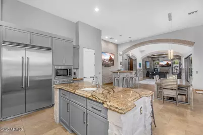 3675 N 59th Place, Phoenix, AZ 85018 - Photo 10