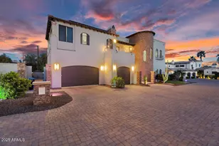 3675 N 59th Pl, Phoenix, AZ 85018 - Photo 2