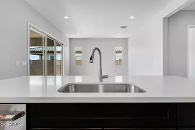 18147 W Tanglewood Drive, Goodyear, AZ 85338 - Photo 10