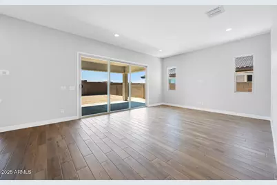 18147 W Tanglewood Drive, Goodyear, AZ 85338 - Photo 16