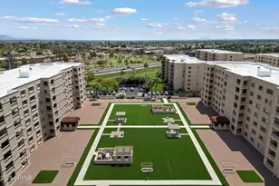 7840 E Camelback Rd, Scottsdale, AZ 85251 - Photo 22