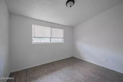 2115 W Devonshire Avenue #2, Phoenix, AZ 85015 - Photo 8