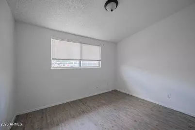 2139 W Devonshire Avenue #2, Phoenix, AZ 85015 - Photo 8