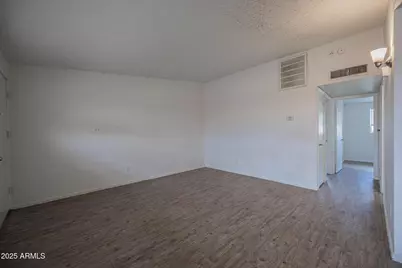 2115 W Devonshire Avenue #2, Phoenix, AZ 85015 - Photo 4