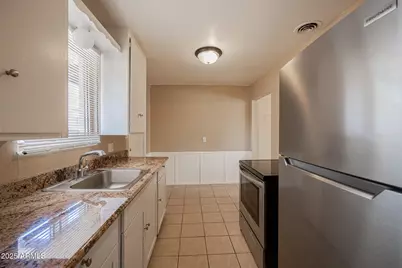 1915 N 26th Place #3, Phoenix, AZ 85008 - Photo 10