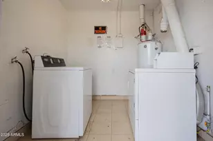 1915 N 26th Pl, Phoenix, AZ 85008 - Photo 18