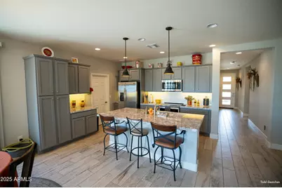 3231 Huckleberry Way, Wickenburg, AZ 85390 - Photo 4