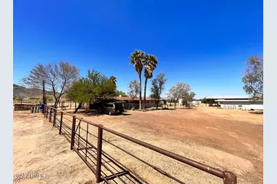 9512 S 35th Avenue #-, Laveen, AZ 85339 - Photo 32